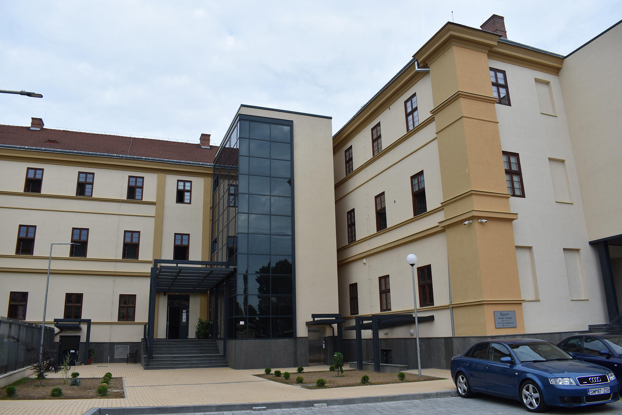 Tradiție și modernism – S-a deschis Centrul Medical „Hám János”